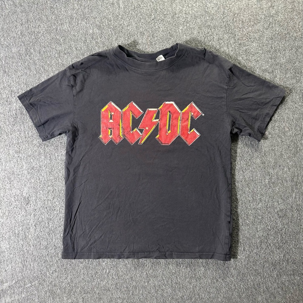 ACDC Fly On The Wall Tour 1985 T Shirt Womens Size XS Black Cropped Graphic - Picture 1 of 6